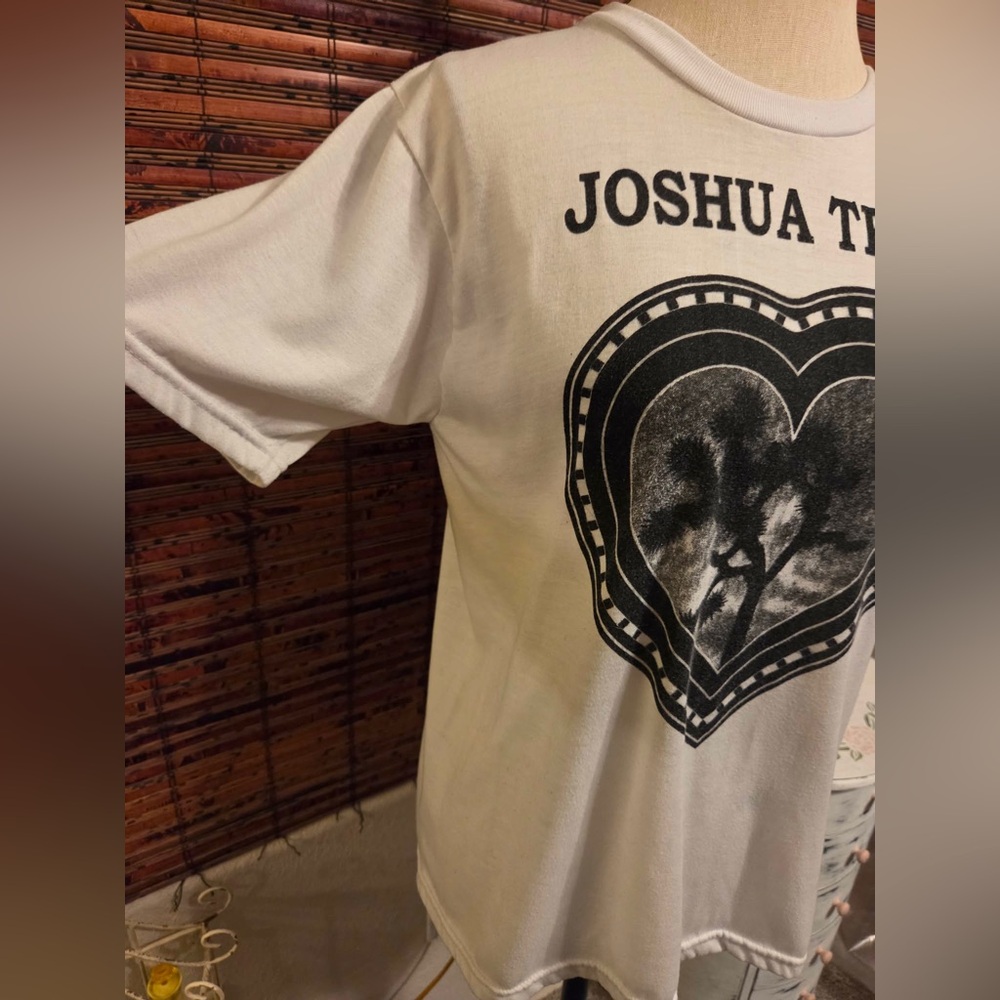 Joshua Tree Women’s Graphic Tee - White with Black Print - Picture 5 of 5